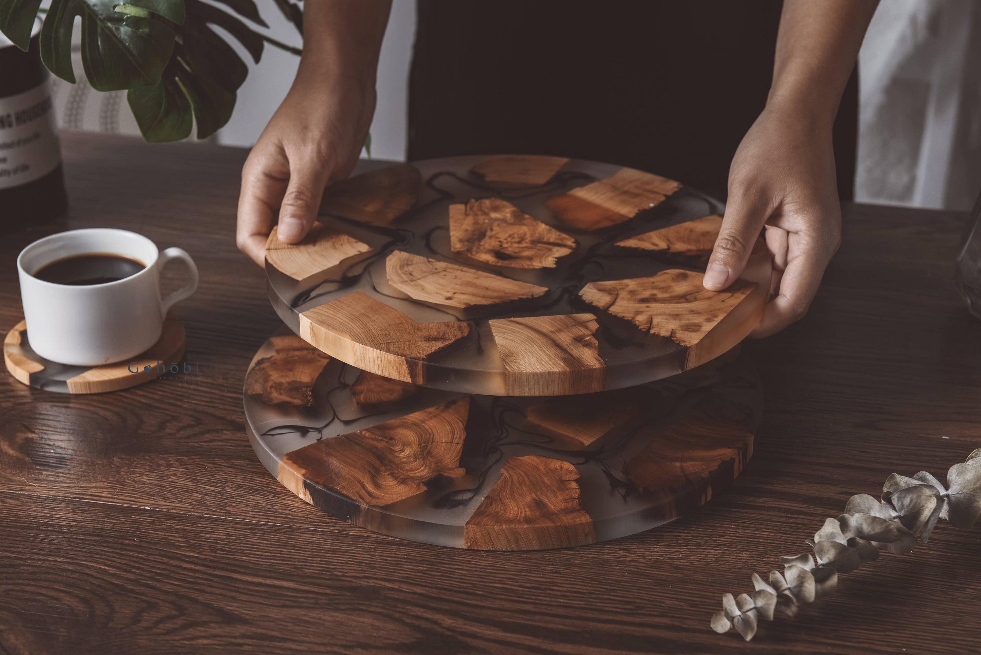 Gohobi Round Cedar Wood Placemat – 28 cm